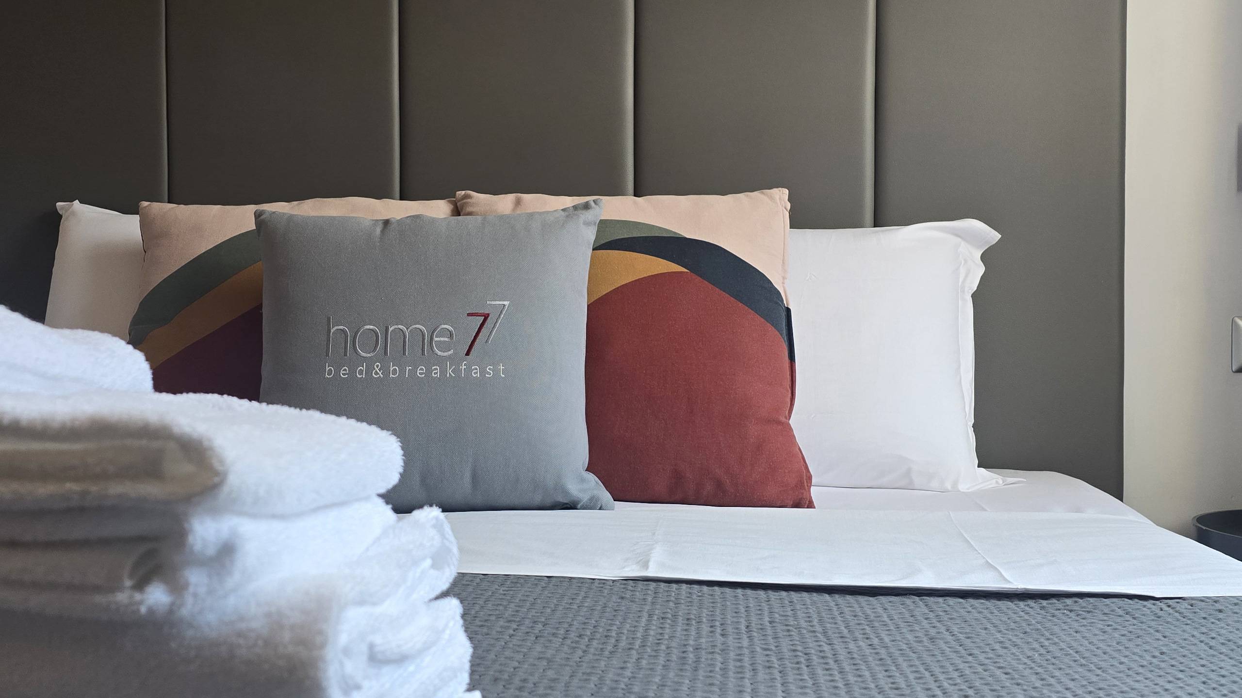 Home77-guesthouse-roma-camera24