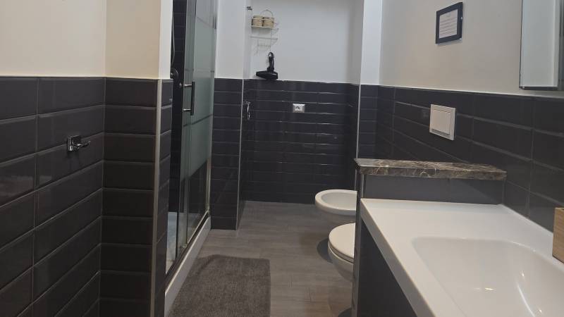 Home77-guesthouse-roma-bagno4